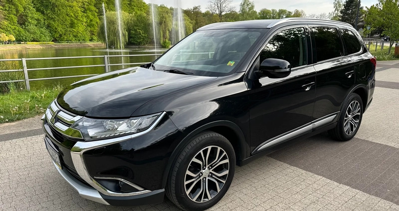 Mitsubishi Outlander cena 79900 przebieg: 210000, rok produkcji 2017 z Wrocław małe 596